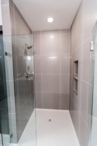 new shower with onyx base