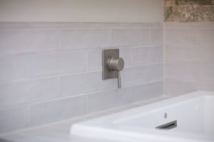 tub with brushed nickel hardware