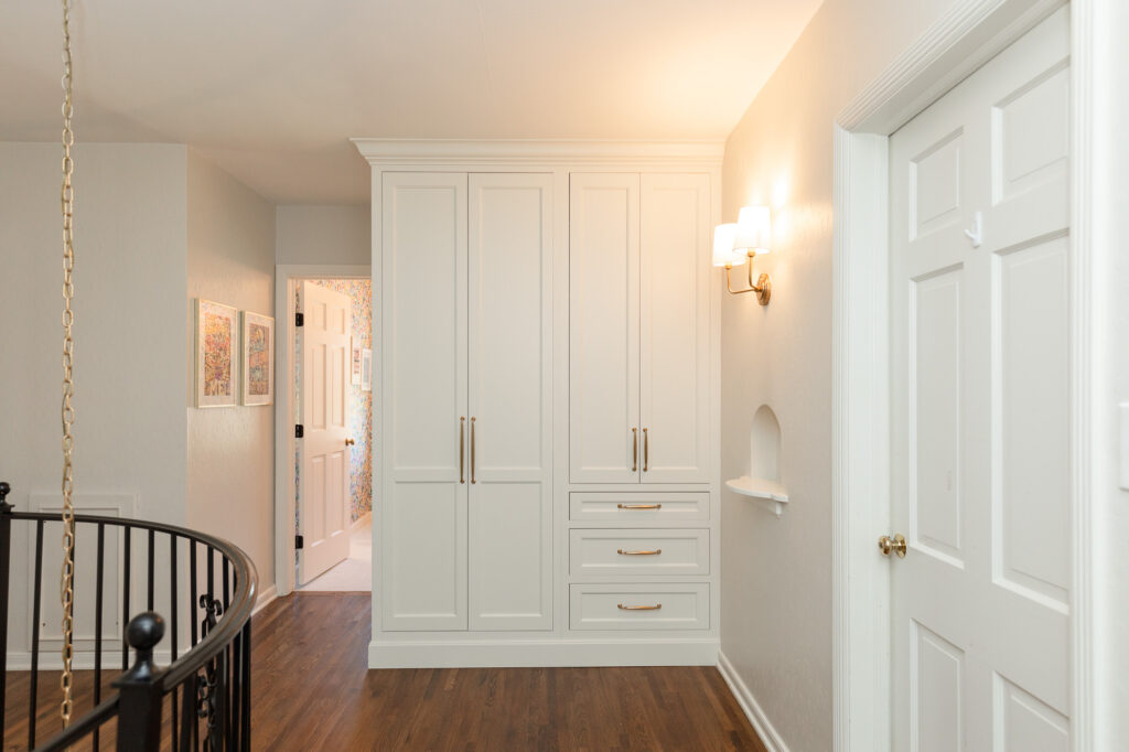 Laundry/Storage Cabinetry