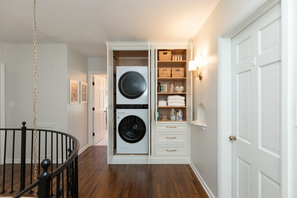 Laundry/Storage Cabinetry